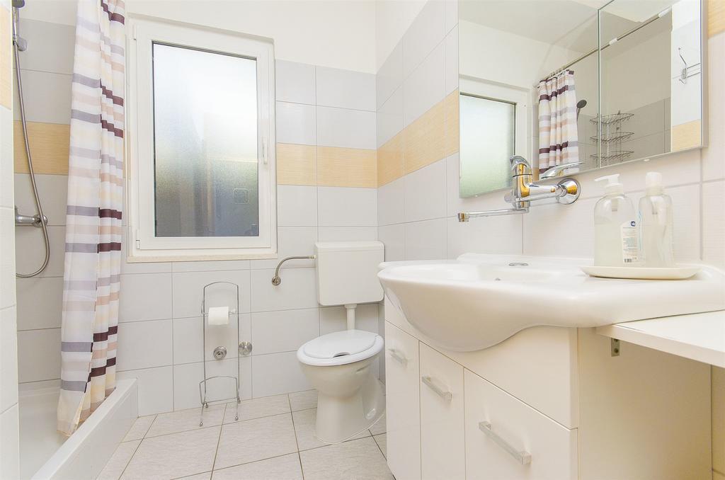 Apartment Antonio Bogomolje Buitenkant foto